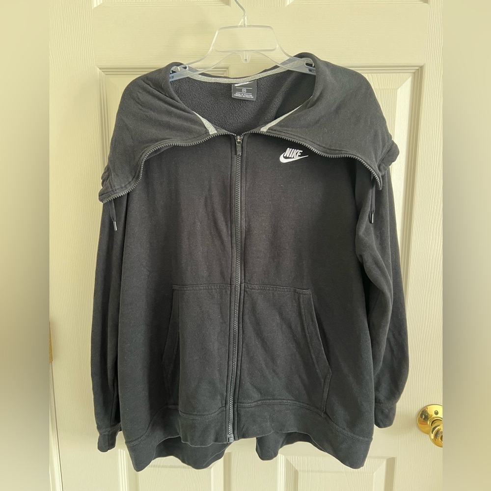Nike Women’s Black Full-Zip Hoodie